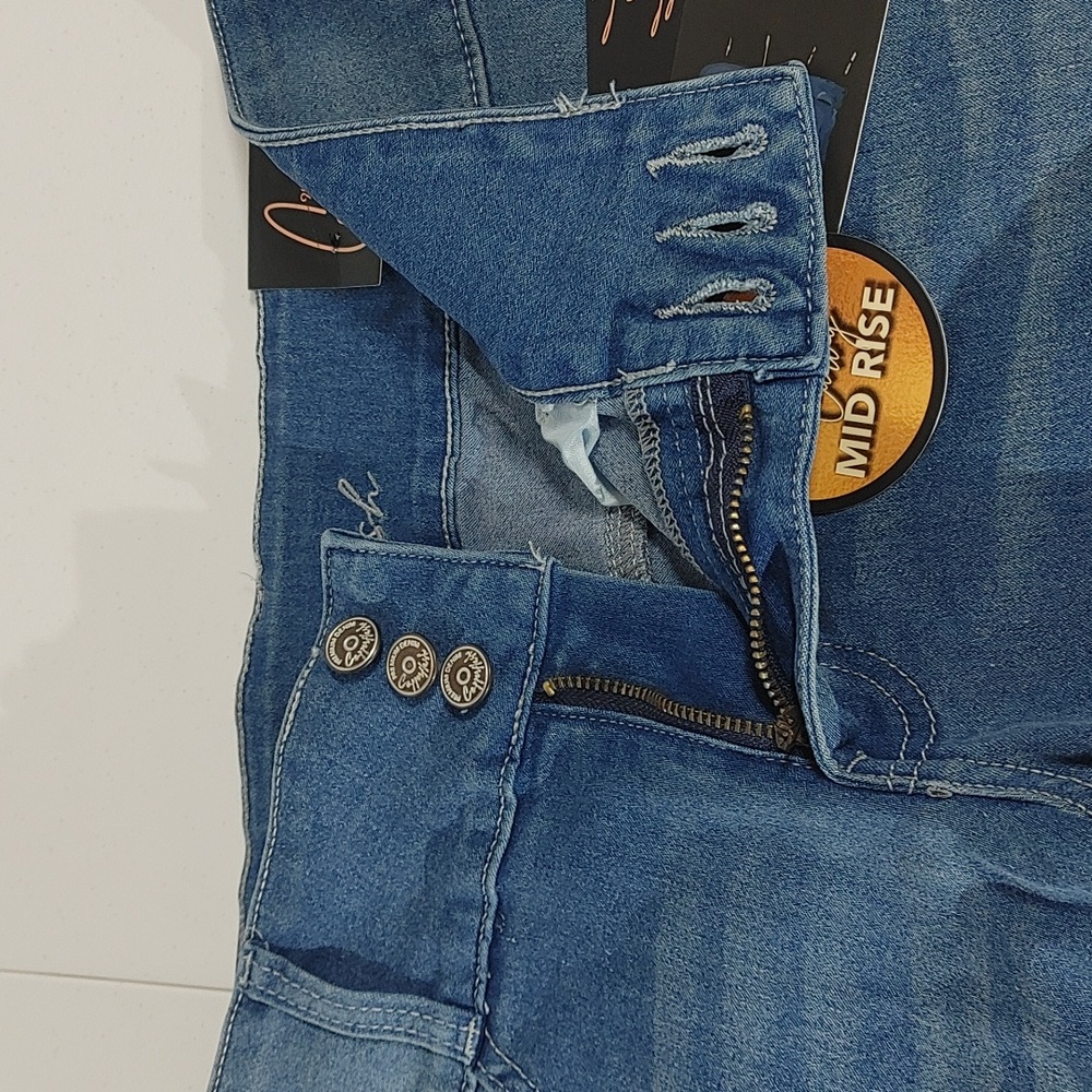 Copperflash Mid Rise Bermuda Shorts - Picture 8 of 9